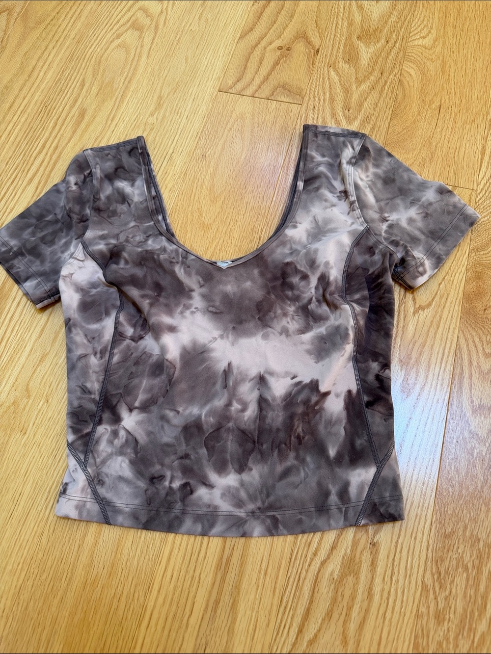 Lululemon size 4, tie dye crop top.